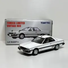 TLV-NEO 日産 スカイライン 2000 ターボ GT-ES 白のサムネイル