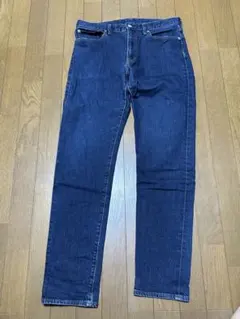 GU濃紺 ストレートレッグ デニムパンツ