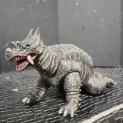 ウルトラ怪獣旧型絶版ソフビガマクジラリアル塗装単品（3209onon） ウルトラ怪獣旧型硬質ソフビガマクジラ（3209onon） - メルカリ