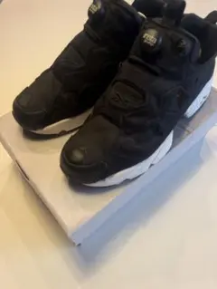 Reebok InstaPump Fury ブラック ホワイトのサムネイル