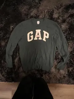 GAP ダークグリーン ロゴセーター