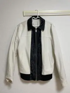 レザー風ホワイト・ブラックジャケット