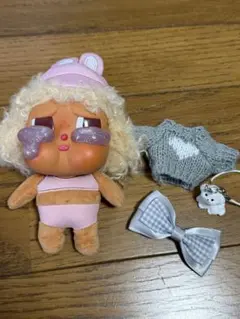 Cry Baby ぬいぐるみ ピンク　vacation mode on