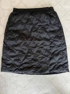 ユニクロ　防風ウォームイージースカート黒 M