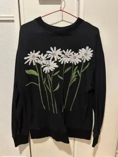 Niche. ブラック 花柄刺繍 セーターのサムネイル