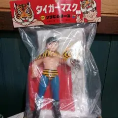 新品未開封！]初代タイガーマスク牙付き金マスクソフビ - メルカリ