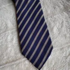 Item thumbnail for item f70d3d8b-bb95-40de-8856-413c27d8aae0