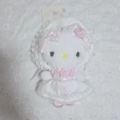 サンリオ ホワイトフリルデザインシリーズ　ハローキティ マスコット