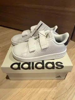 【新品未使用】adidas アドバンコート キッズ　スニーカー　16cm