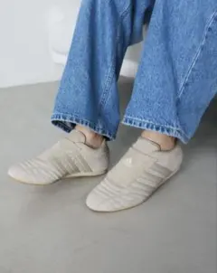 Item thumbnail for item 80b847c6-42ba-488a-b9fa-536a92f9083e