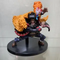 ワンピース　BATTLE RECORD COLLECTION 黒ひげ　フィギュア