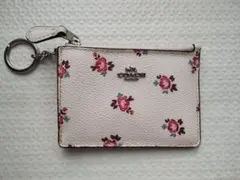 COACH 花柄パスケース