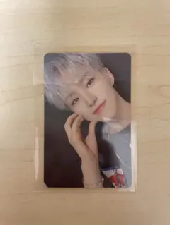 舞い落ちる花びら　ホシ　トレカ　C