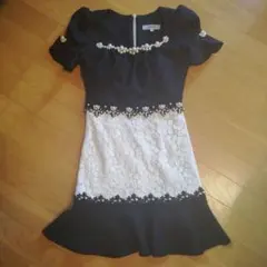 ミニドレス キャバドレス ワンピース　花柄レースバイカラー