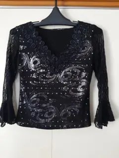 社交ダンス レッスンウェア 黒 Vネック