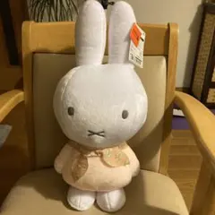 ミッフィー　特大サイズぬいぐるみ　チューリップのバンダナ　ピンクのサムネイル