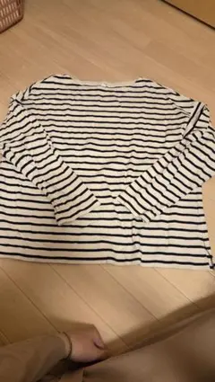 UNIQLO ストライプ 長袖Tシャツ