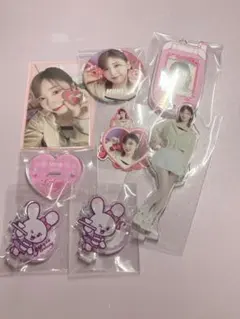 NiziUミイヒトレカ缶バッチアクスタキーホルダー