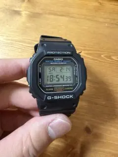 CASIO G-SHOCK デジタル腕時計　DW-5600E