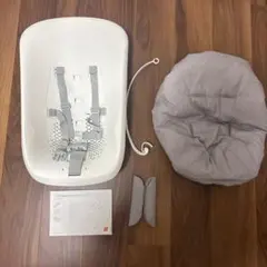 【美品】Stokke ストッケ　トリップトラップ　ニューボーンセットのサムネイル