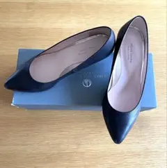 22.5 美品 Marie Femme ブラックレザーパンプス　4cmのサムネイル