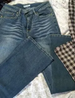 Item thumbnail for item b0a8e4bd-00c1-4882-b03b-11a9808b0d34