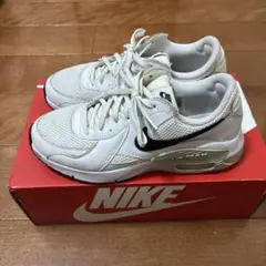 箱付きNike Air スニーカーホワイト24.5cm