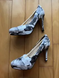 STACCATO 花柄 ハイヒールパンプスのサムネイル