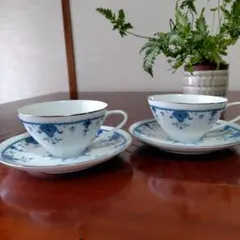 ノリタケ　昭和レトロ　青と白の花柄 カップ＆ソーサー2個セット　ヴィンテージ