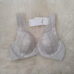 トリンプ　恋するブラ　TR612 M015 D80　定価7150円