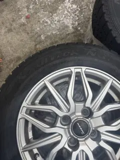 AUTOBACS スタッドレスタイヤ 165/65R14 引き取り限定 - メルカリ