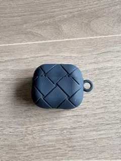BOTTEGA VENETA ラバーシリコン AirPods 第三世代ケース - メルカリ