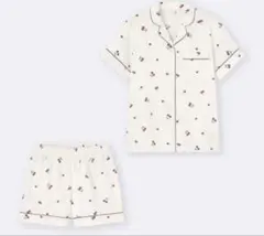 GU サテンパジャマ　チェリー柄　半袖　ショートパンツ