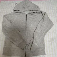 UNIQLOグレー フード付き スウェットパーカー S