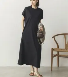 新品タグ付き☆Mal.購入☆34+ シワになりにくい 接触冷感 フレアワンピース