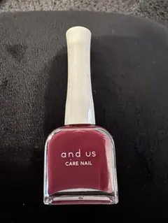 ネイルポリッシュ　02 スリーコインズ