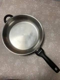 2025年最新】タッパーウェア フライパン 28の人気アイテム - メルカリ