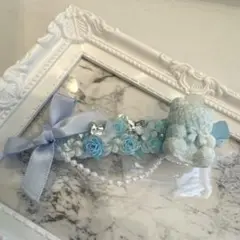 水色の花とクマのヘアクリップ