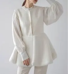 ホワイトペプラムベスト フリーサイズ