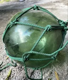 쇼와 레트로 ガラス 浮き玉 緑ガラス 緑網 直径約30cm 網付き 当時物