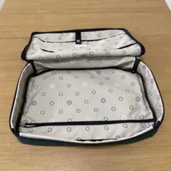 Item thumbnail for item fc2a90fd-30f2-46f4-91fb-d70650242f1d