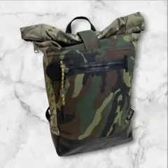 DIESEL カモフラ ロールトップ リュック 防水　ディーゼル　迷彩のサムネイル