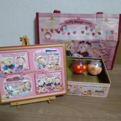 ディズニーDuffy Brings Love お菓子空缶＆バッグ＆ガチャ　４点