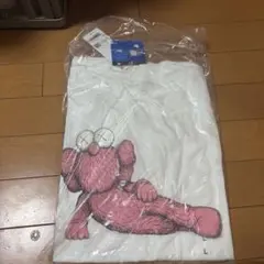 kaws ユニクロ