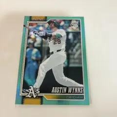 Topps Austin Wynns MLBカードピカピカです。