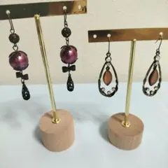 ビンテージ風紫色パールピアス