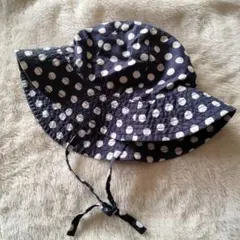 ✨キッズハット✨バケットハット ネイビー 水玉模様 ストラップ付 H&M 50㎝