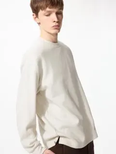 新品 タグ付き UNIQLO ソフトニットフリースクルーネックt オフホワイト