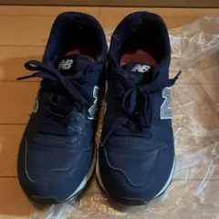 ニューバランススニーカー