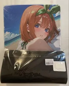 ら*ん様 ［未開封］プレイマット ラバーマット 五等分の花嫁 中野四葉 水着のサムネイル